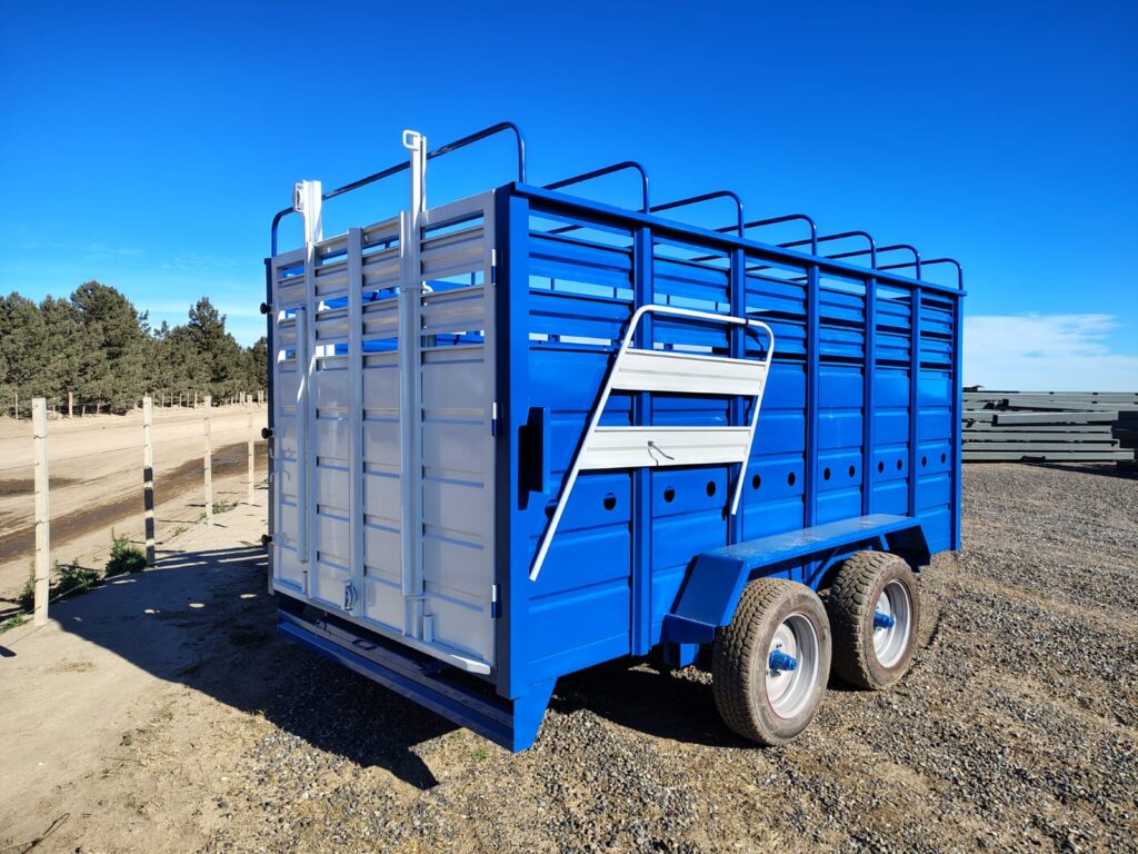 Carro jaula transporte de hacienda