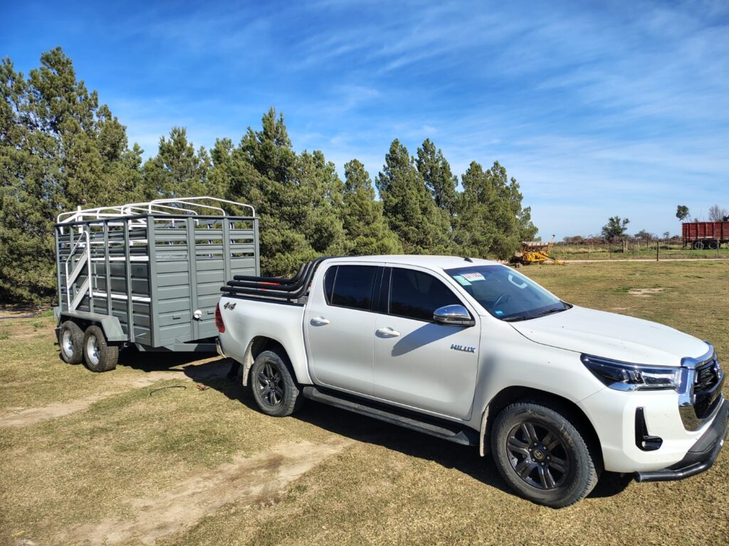Carro jaula transporte de hacienda