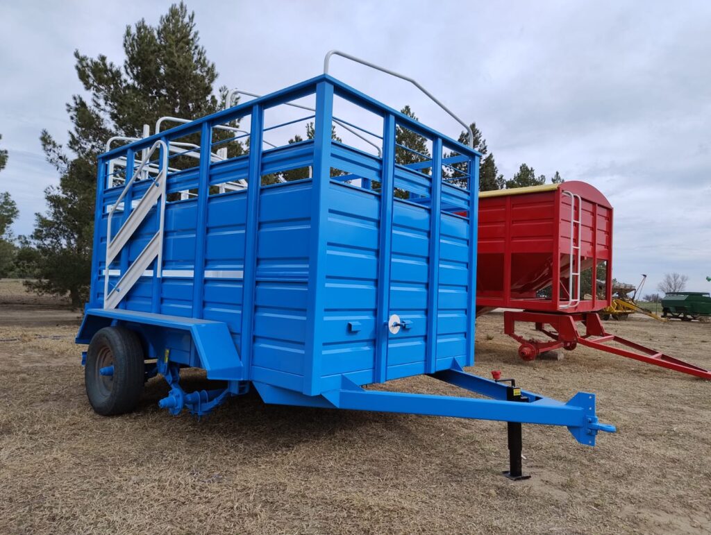 Carro jaula transporte de hacienda